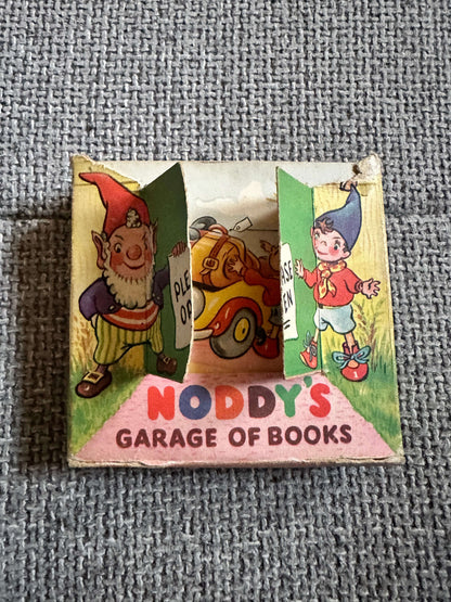1953 Noddy’s Garage Of Books - Enid Blyton (Beek Illust) Sampson Low