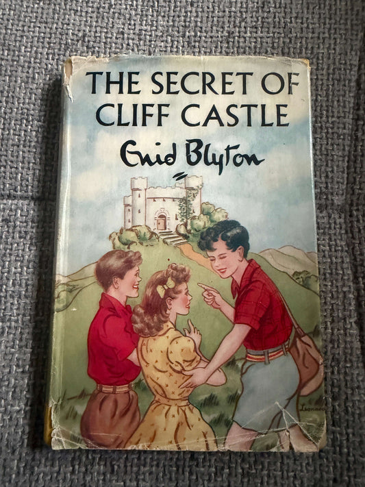 1954 The Secret Of Cliff Castle - Enid Blyton (G. Brook illust) T. Werner Laurie Publisher