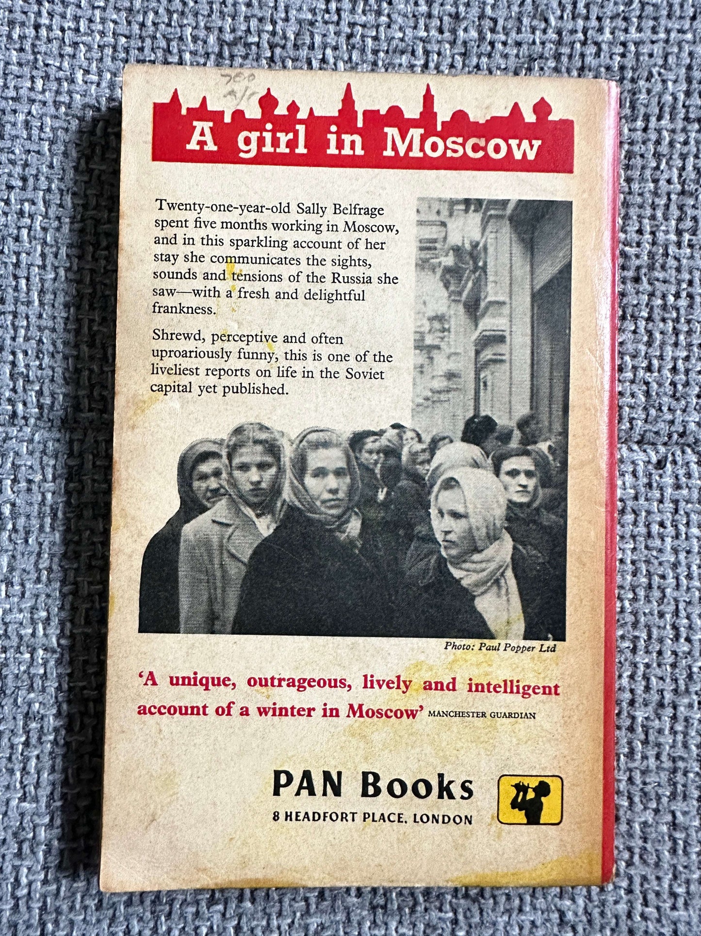 1959*1st* A Room In Moscow - Sally Belfrage (Pan Books)