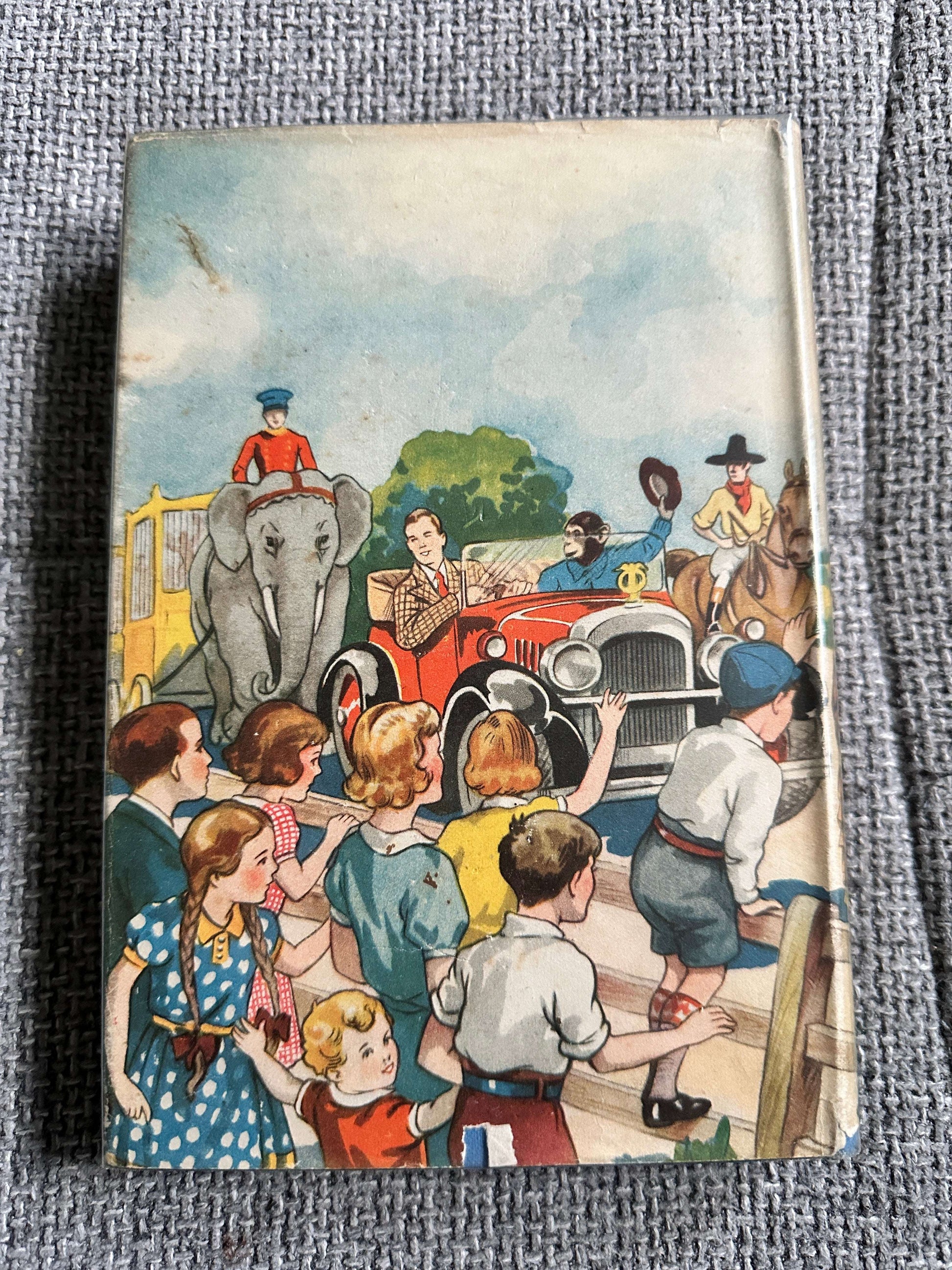 1950 Circus Days Again - Enid Blyton (E. H. Davie Illust) George Newnes Ltd