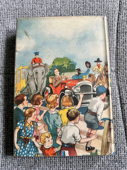 1950 Circus Days Again - Enid Blyton (E. H. Davie Illust) George Newnes Ltd