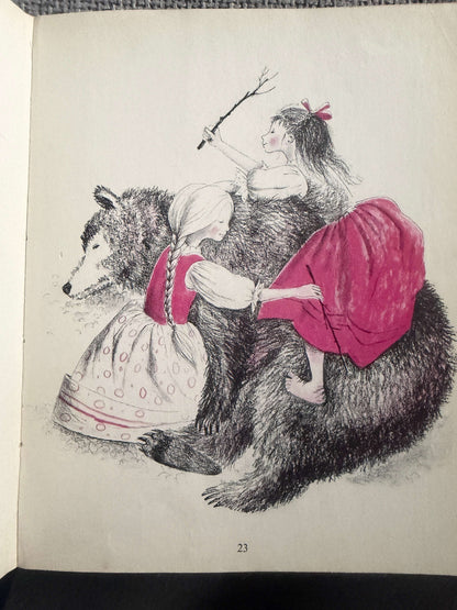 1965*1st* Snow White & Rose Red - Barbara Cooney (Constable Young Books Ltd)