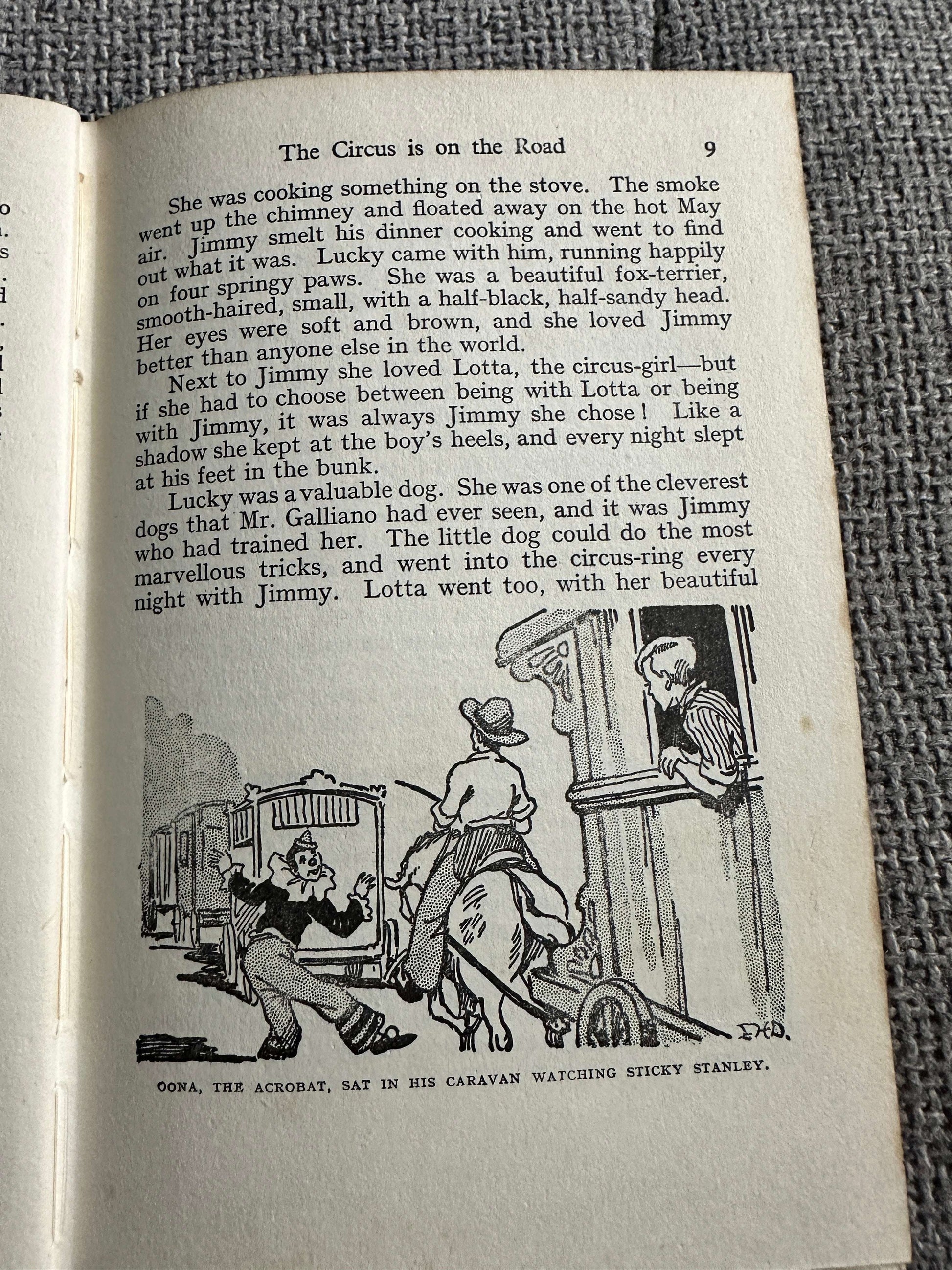 1950 Circus Days Again - Enid Blyton (E. H. Davie Illust) George Newnes Ltd