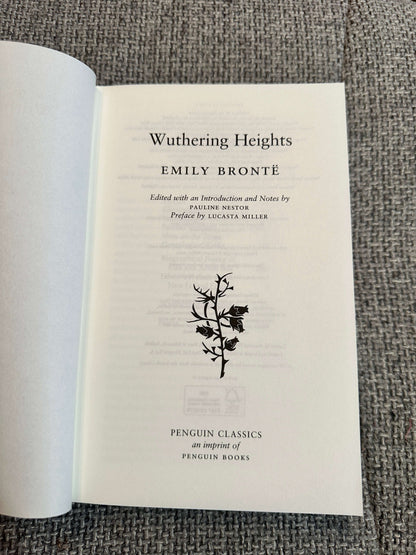 2008 Wuthering Heights - Emily Brontë (Penguin Cloth Classics)