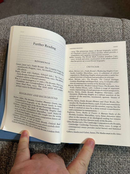 2008 Wuthering Heights - Emily Brontë (Penguin Cloth Classics)