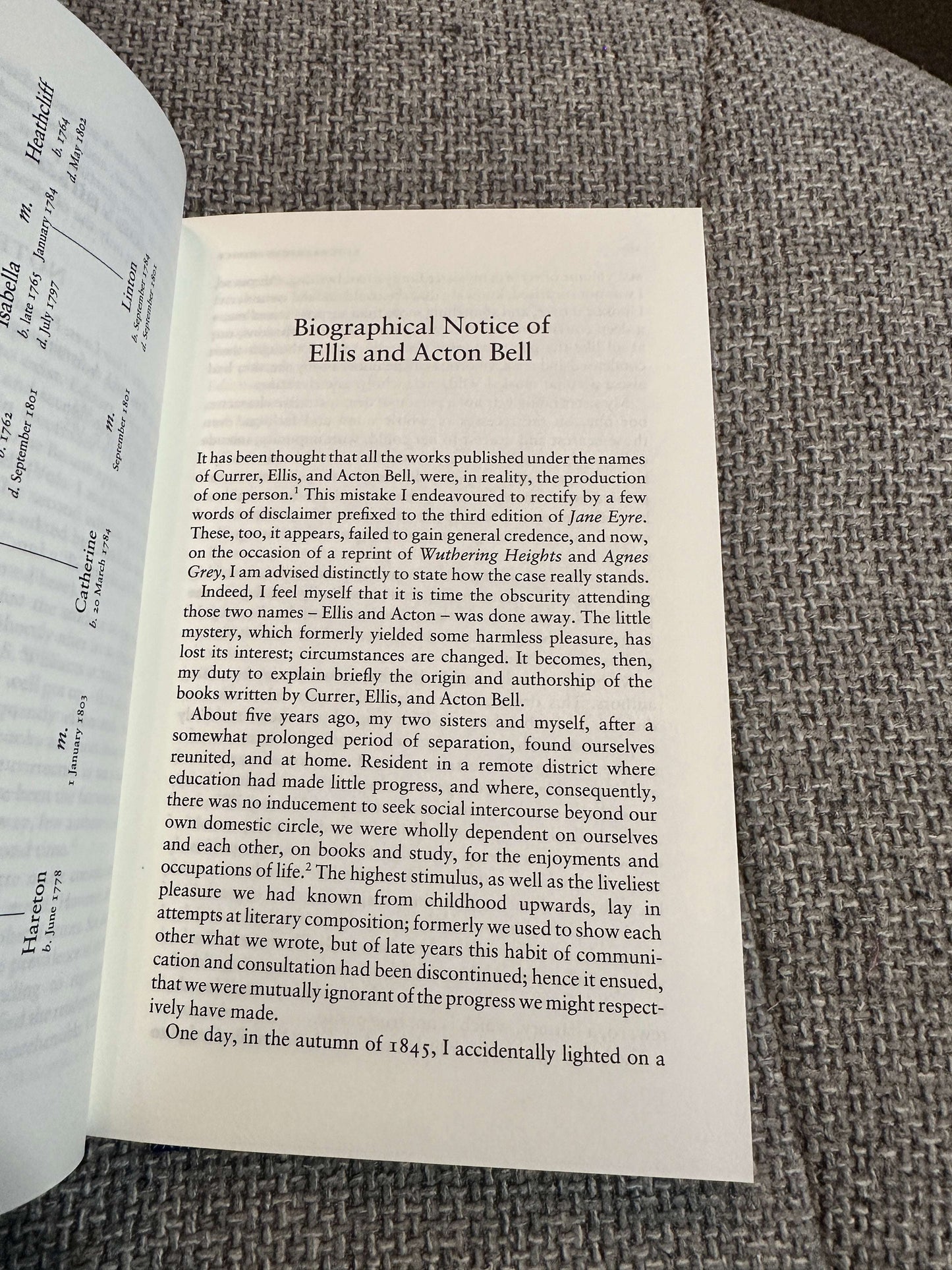 2008 Wuthering Heights - Emily Brontë (Penguin Cloth Classics)