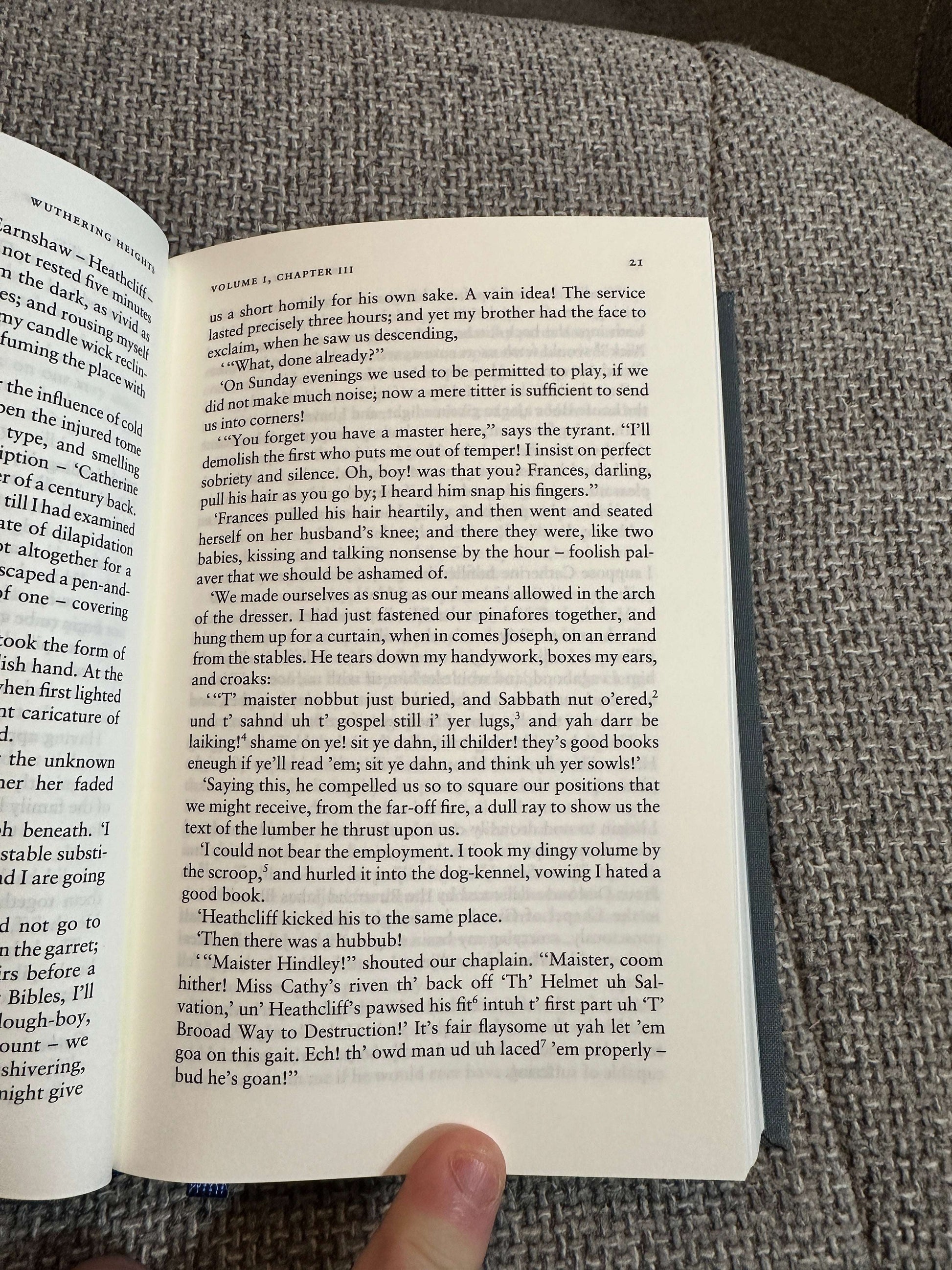 2008 Wuthering Heights - Emily Brontë (Penguin Cloth Classics)