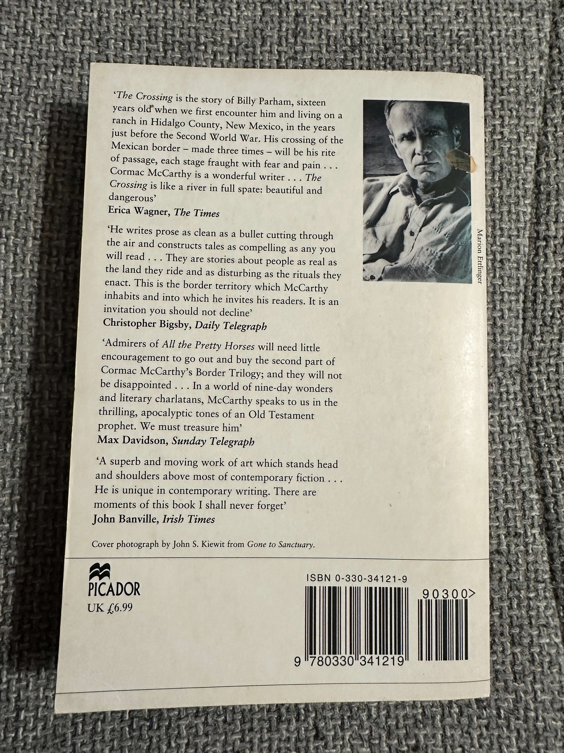 1998 The Crossing(Vol 2 The Border Trilogy) Cormac McCarthy ( Picador)