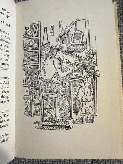 1965*1st* Little O - Edith Unnerstad (translated from Swedish by Lillian Seaton)(Ilon Wikland Illust) Michael Joseph