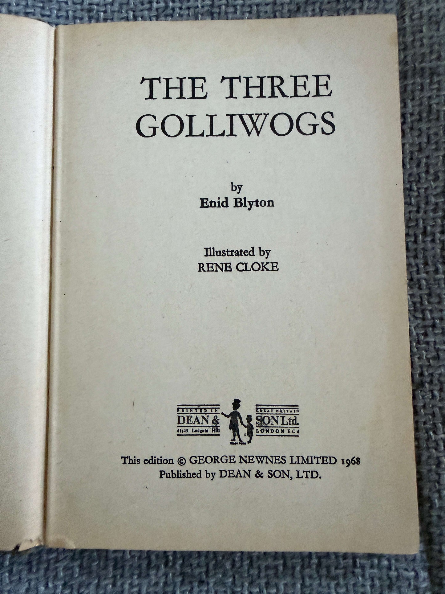 1968 The Three Golliwogs - Enid Blyton (Rene Cloke illust) Original names (Dean & Son Ltd)