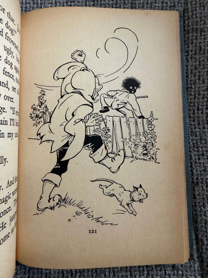 1968 The Three Golliwogs - Enid Blyton (Rene Cloke illust) Original names (Dean & Son Ltd)
