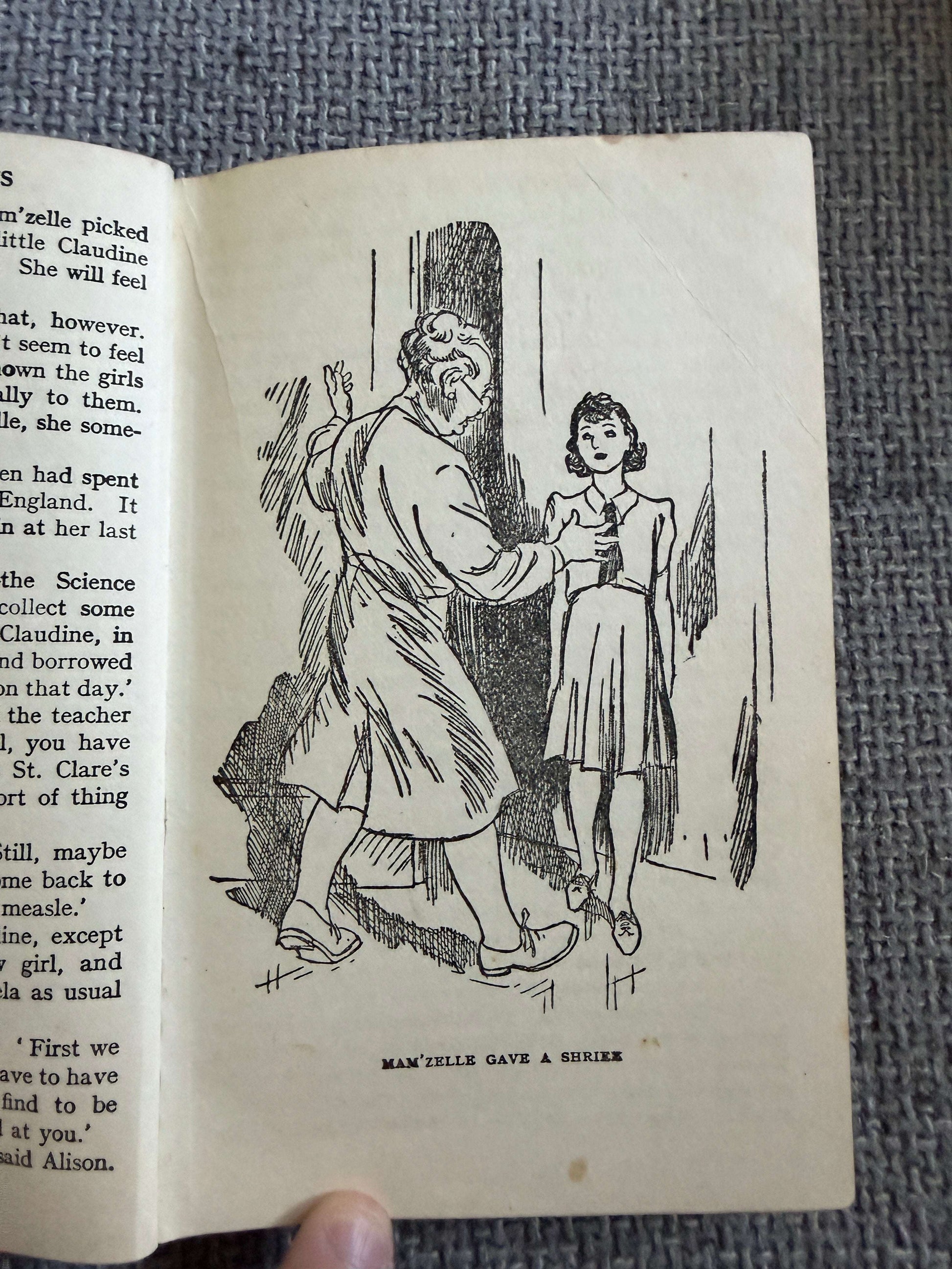 1961 Claudine At St. Clare’s - Enid Blyton (W. Lindsay Cable illust) Methuen