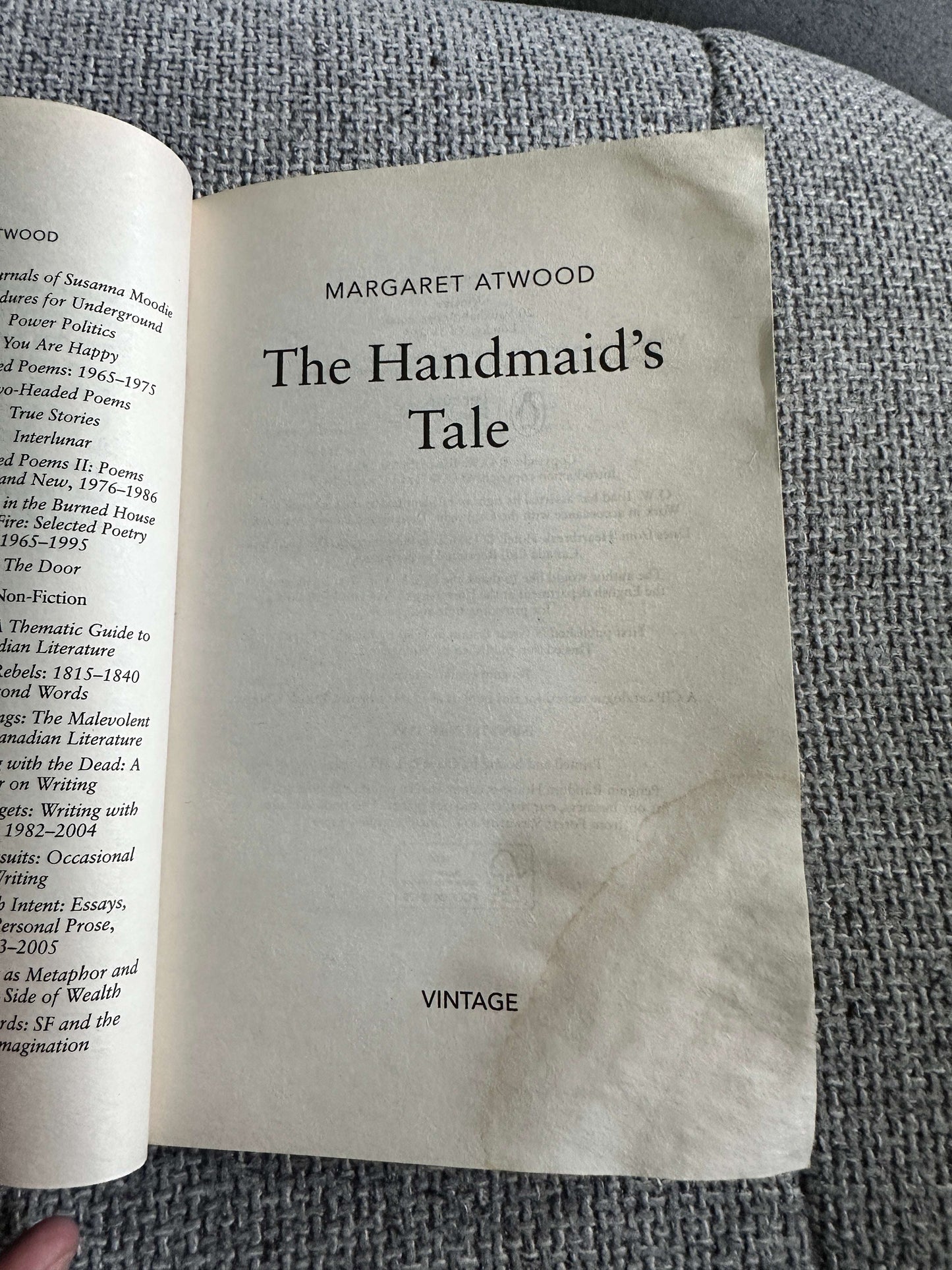 2017 The Handmaid’s Tale - Margaret Atwood (Vintage)