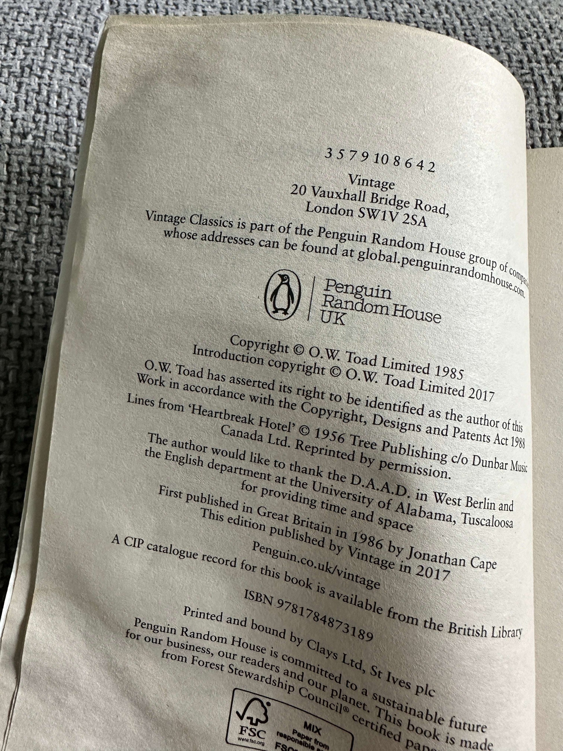 2017 The Handmaid’s Tale - Margaret Atwood (Vintage)