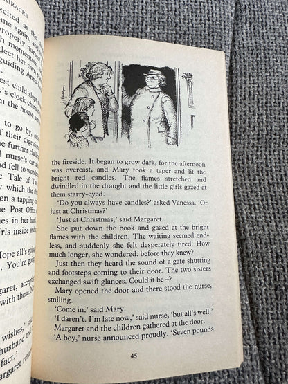 1992 Christmas At Fairacre - Miss Read (J. S. Goodall Illust) Penguin