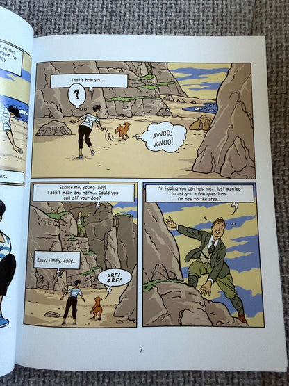2022 The Famous Five: Five On A Treasure Island (A Graphic Novel) Béja & Nataẽl (Hodder Children’s)
