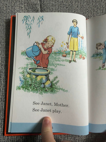 2007 Janet & John: Off To Play - Mabel O’Donnell & Rona Munro ( Florence & Margaret C. Hoopes illust) Summersdale