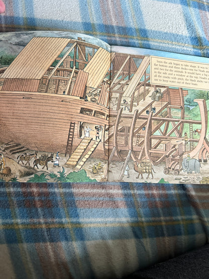 1978 Noah’s Ark - Lawrence T. Lorimer(Charles E. Martin Illust) Random House