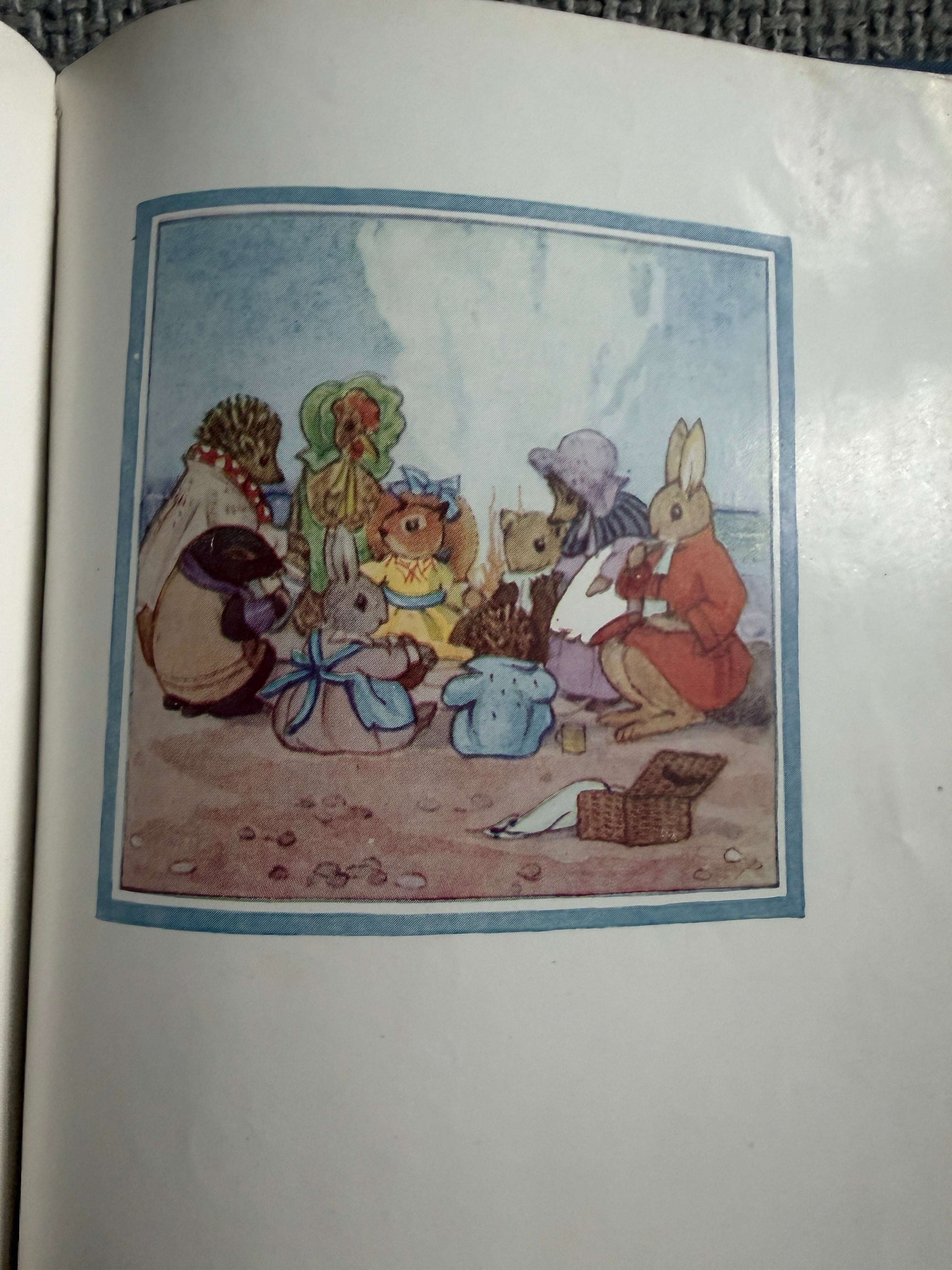 1954*1st* Little Grey Rabbit Goes To The Sea - Alison Uttley (Margaret Tempest illust) Collins