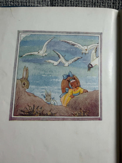 1954*1st* Little Grey Rabbit Goes To The Sea - Alison Uttley (Margaret Tempest illust) Collins