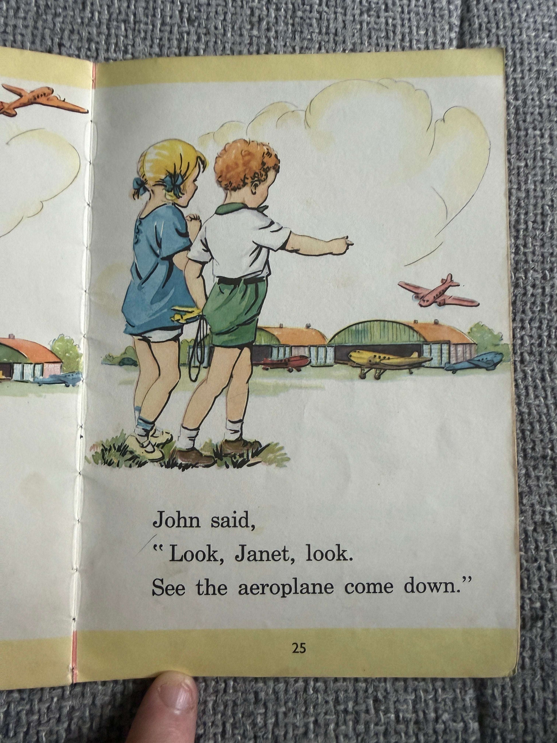 1965 Janet & John Off To Play - Mabel O’Donnell & Rona Munro (Florence & Margaret Hoopes illust) Nisbet & Co Ltd