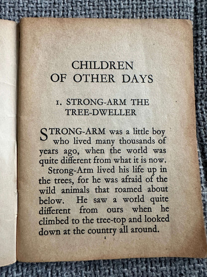 1955 Children Of Other Days (Little Books 10) - Enid Blyton (John Dugan cover art) Douglas Cuthill Illust (W. & A. K. Johnston & G. W. Bacon Ltd)