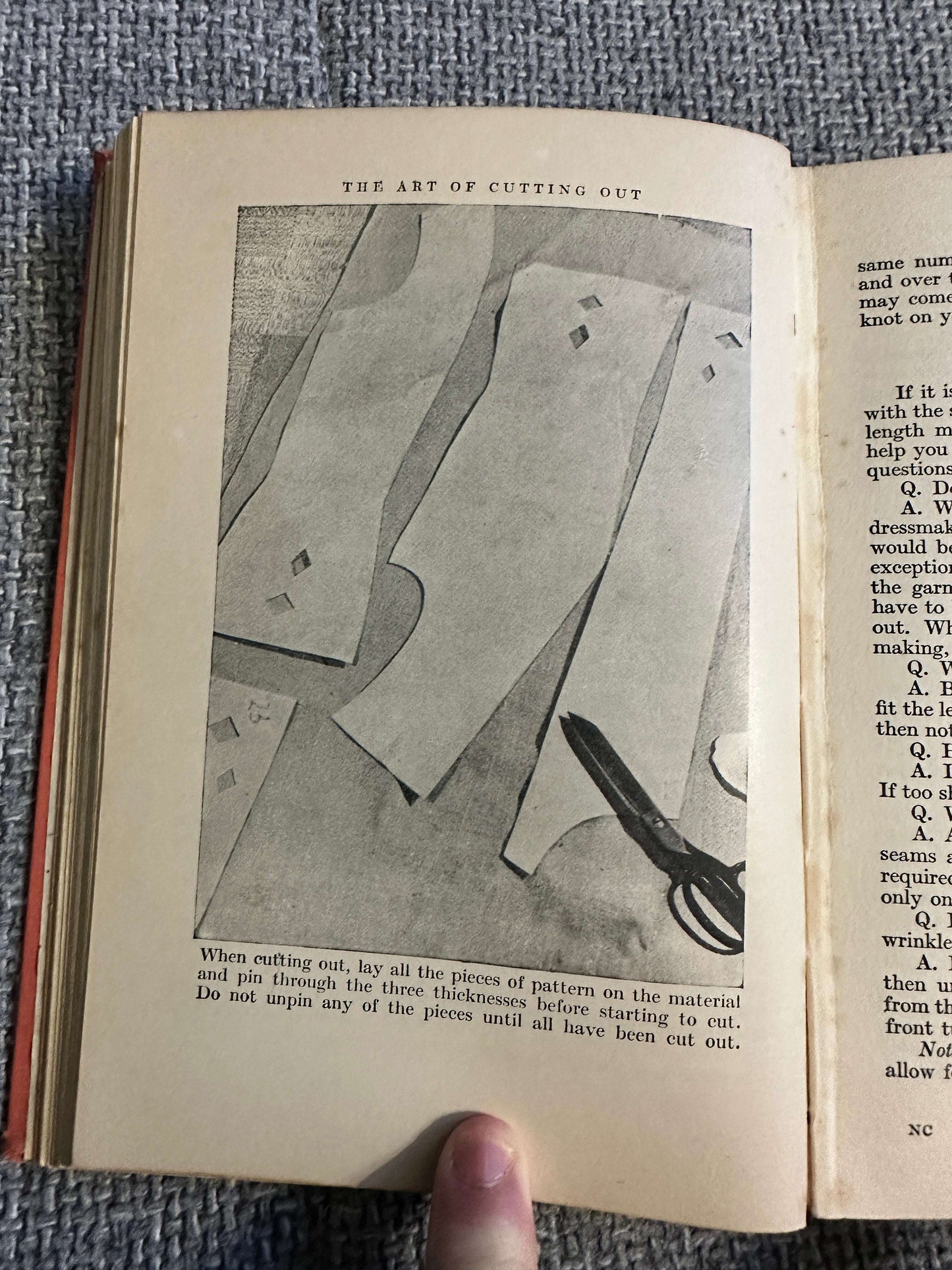 1948*1st* Elizabeth Craig’s Household Library: Needlecraft (Collins Pub)