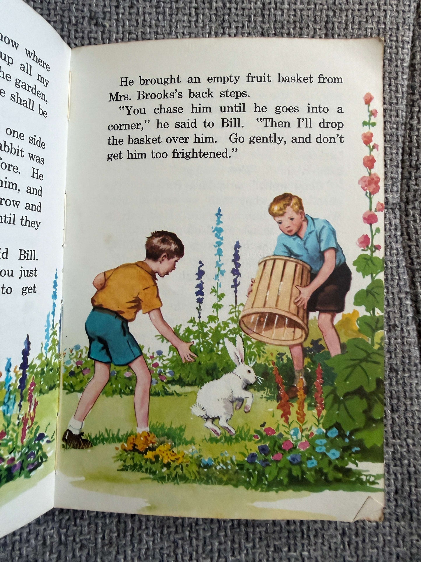 1972 The Five-And-A-Half Club - Margery Bianco, Mabel O’Donnell & Rona Munro (Margaret Ayer illust) James Nisbet & Co Ltd. - Honeyburn Books (UK)