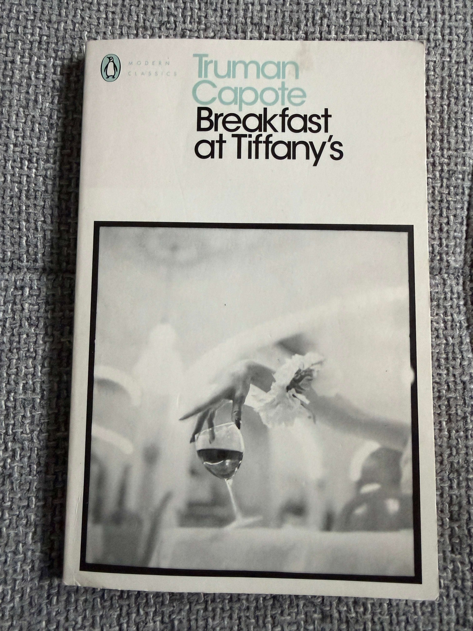 2000 Breakfast At Tiffany’s - Truman Capote ( Penguin Classics) - Honeyburn Books (UK)