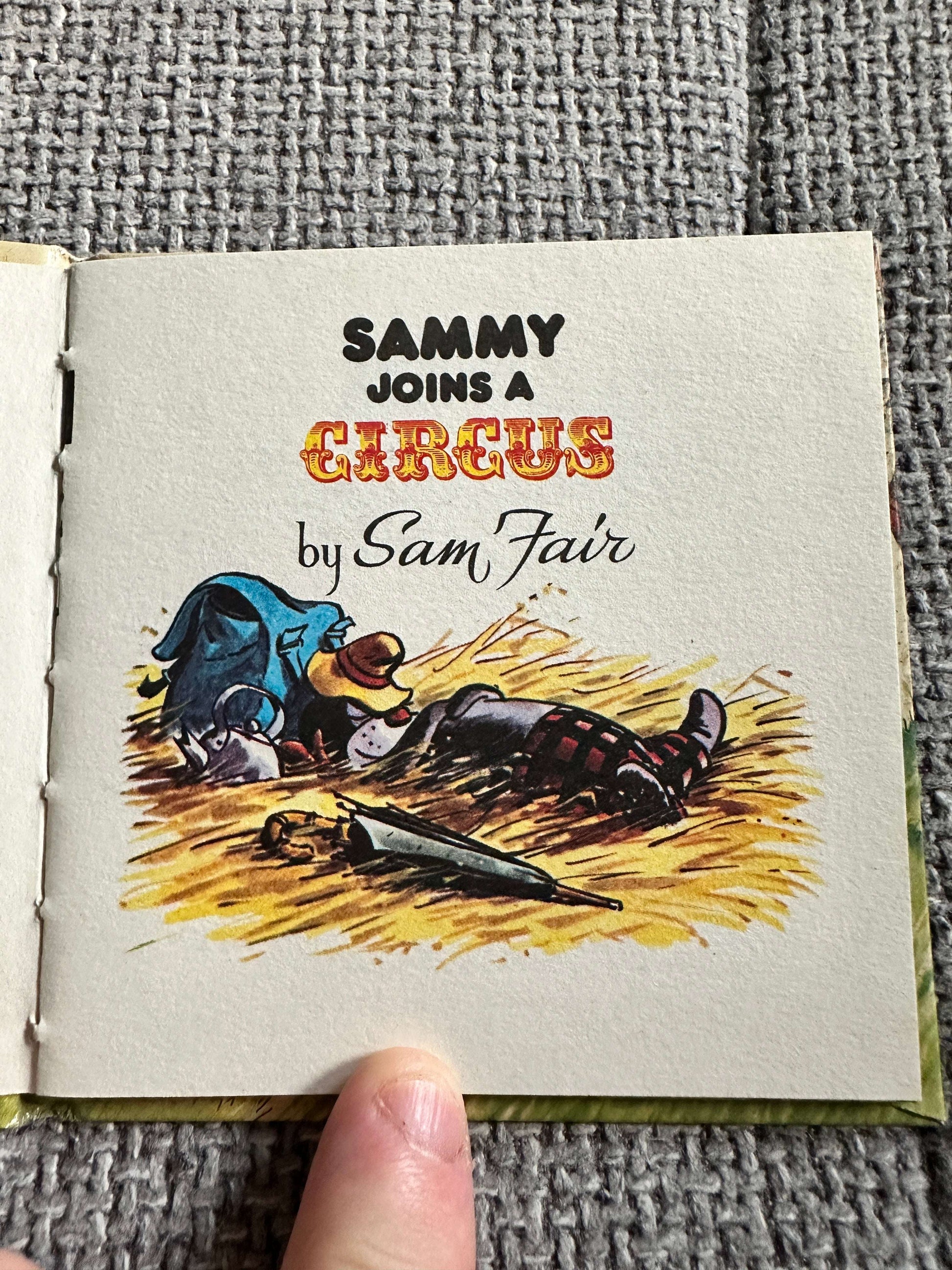 1970’s Sammy Joins The Circus (A Pixie Book) Sam Fair (Peter Haddock Ltd)