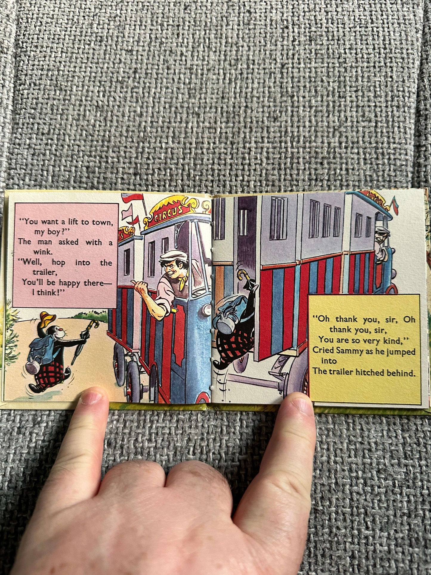1970’s Sammy Joins The Circus (A Pixie Book) Sam Fair (Peter Haddock Ltd)