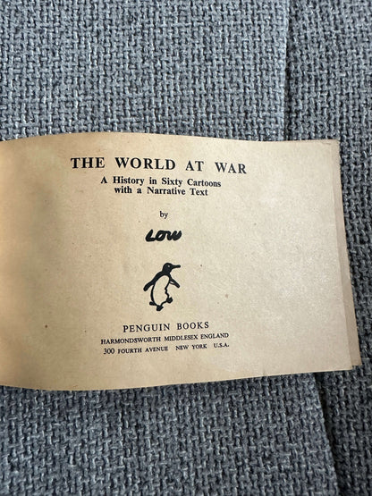 1942 The World At War - Low (Penguin Special)