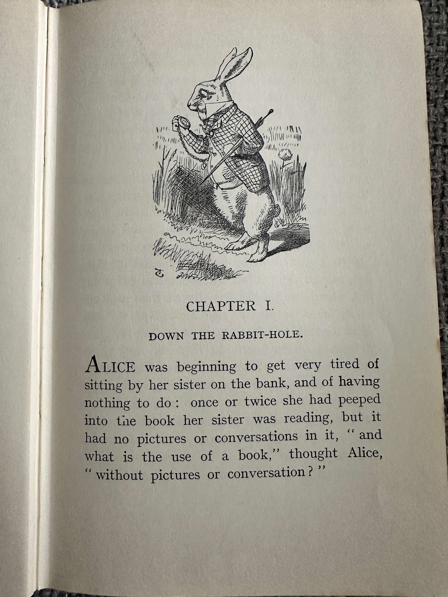 1965 Alice’s Adventures In Wonderland - Lewis Carroll (John Tenniel Illust) MacMillan & Co Ltd