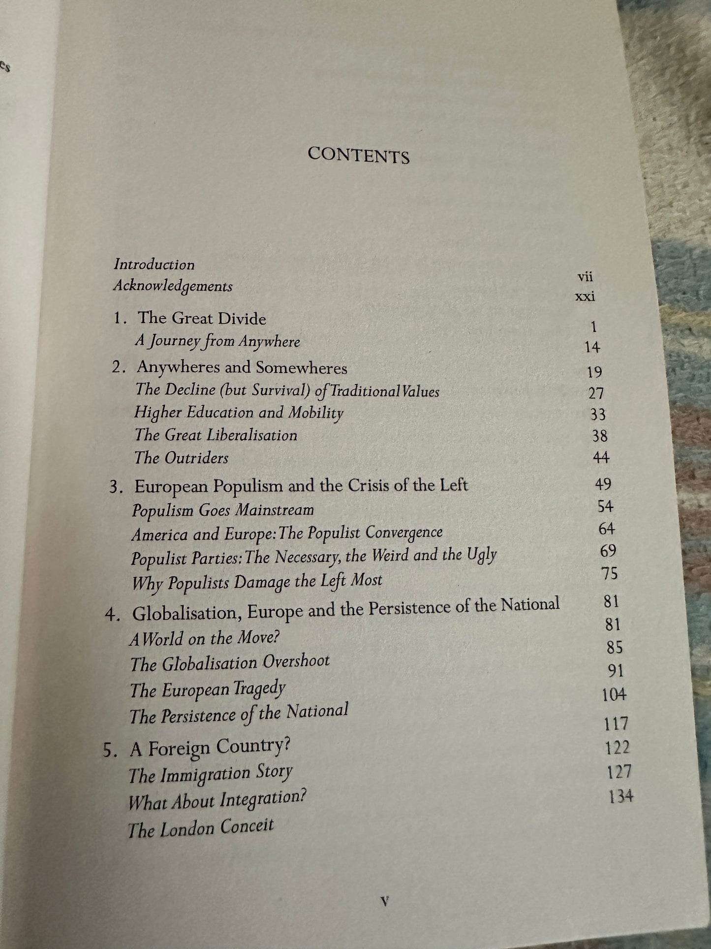 2017 The Road To Somewhere(The New Tribes Shaping British Politics) - David Goodhart(Penguin)