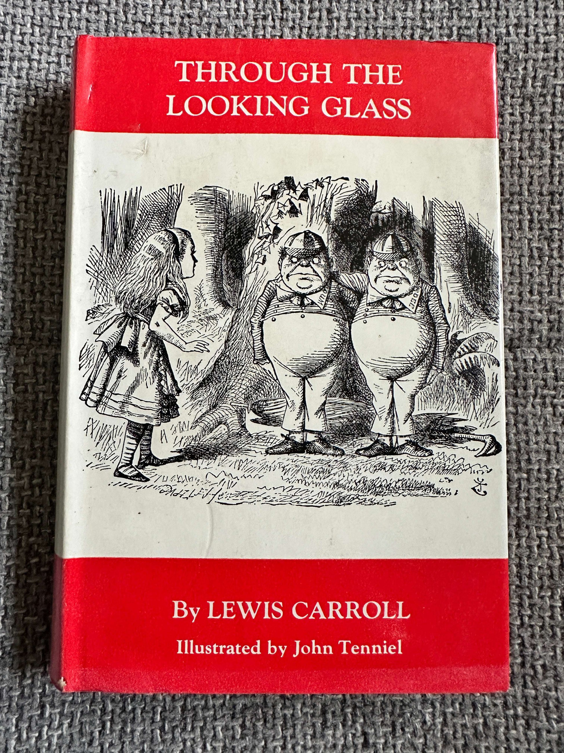 1962 Through The Looking Glass & What Alice Found There - Lewis Carroll (John Tenniel Illust) MacMillan & Co Ltd.