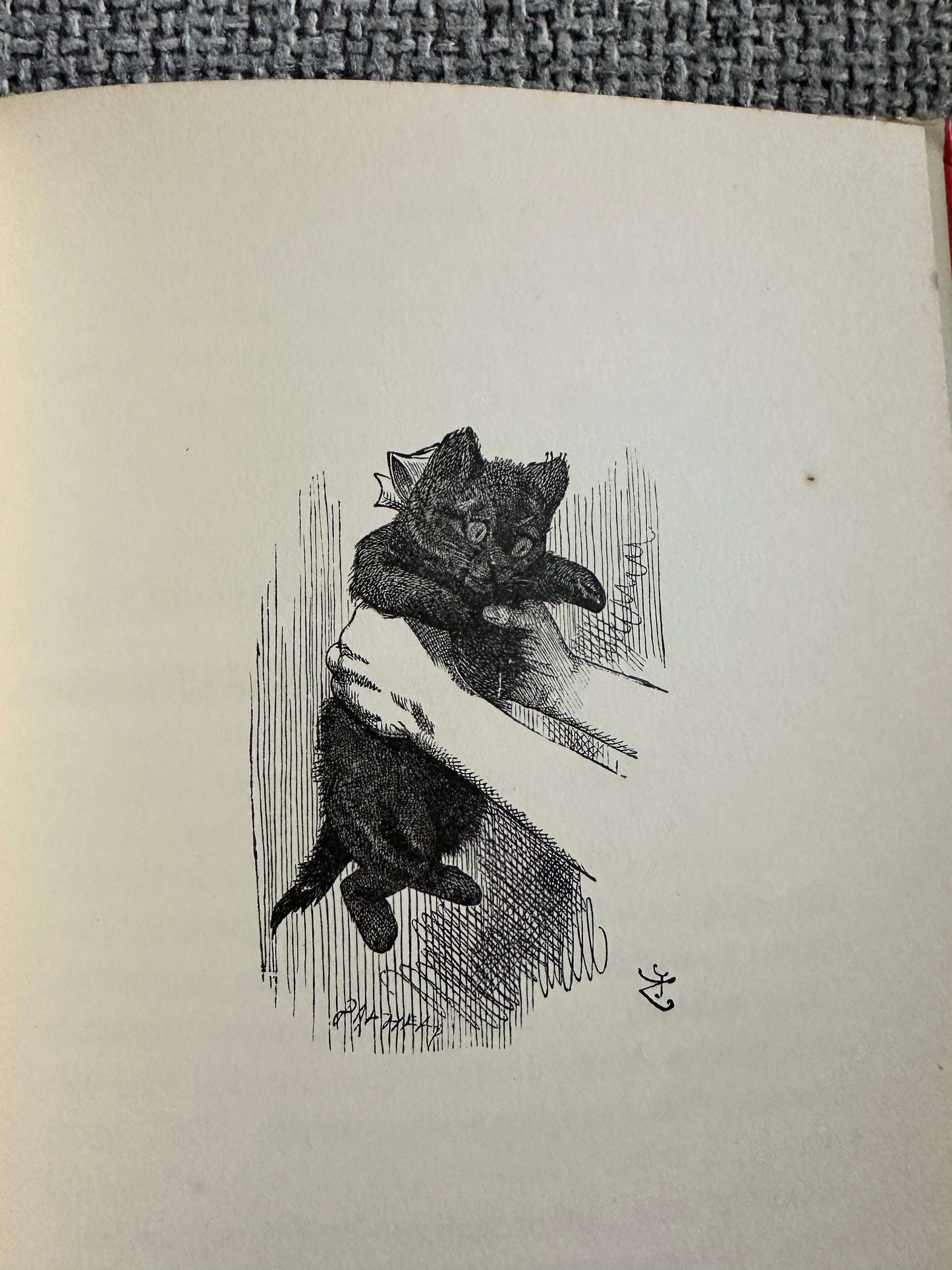 1962 Through The Looking Glass & What Alice Found There - Lewis Carroll (John Tenniel Illust) MacMillan & Co Ltd.