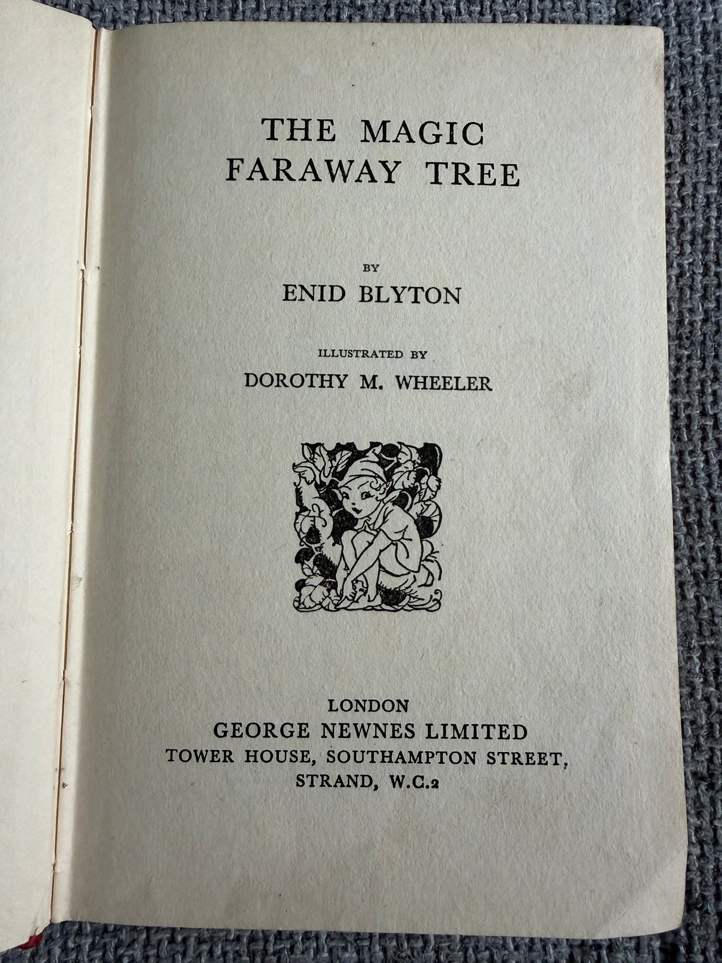 1954 The Magic Faraway Tree - Enid Blyton (Dorothy M. Wheeler illust) George Newnes Ltd. - Honeyburn Books (UK)