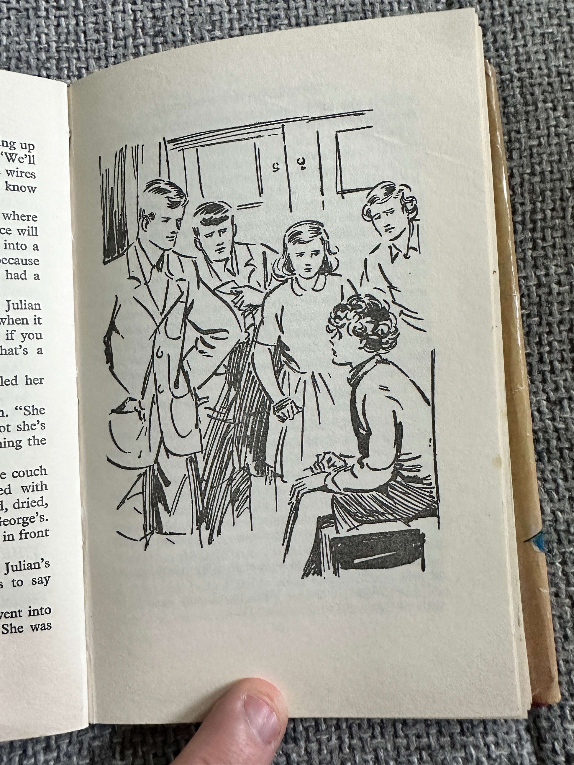 1968 Five Fall Into Adventure - Enid Blyton (Eileen Soper Illust) Brockhampton Press