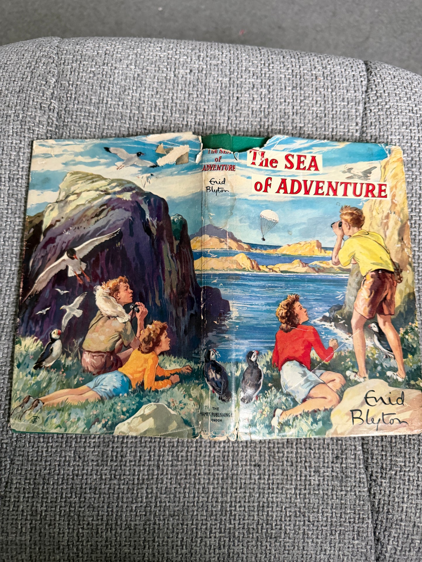 1948 The Sea Of Adventure - Enid Blyton (Stuart Tresillian illust) Thames - Honeyburn Books (UK)