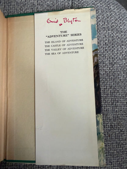 1948 The Sea Of Adventure - Enid Blyton (Stuart Tresillian illust) Thames - Honeyburn Books (UK)