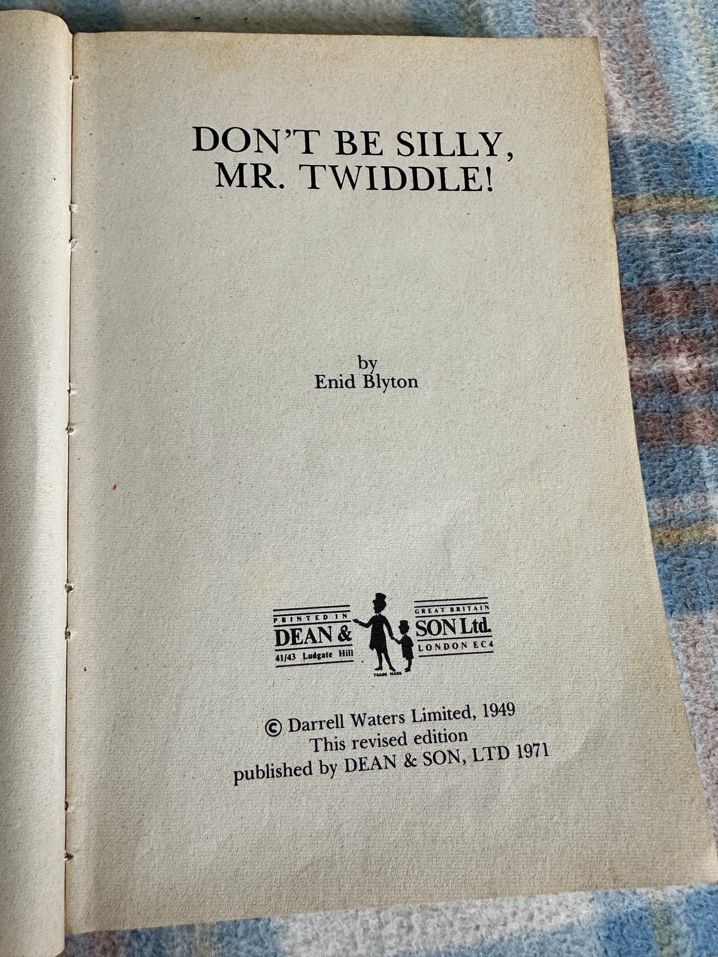 1971 Don’t Be Silly Mr. Twiddle - Enid Blyton(Dean & Son Ltd)