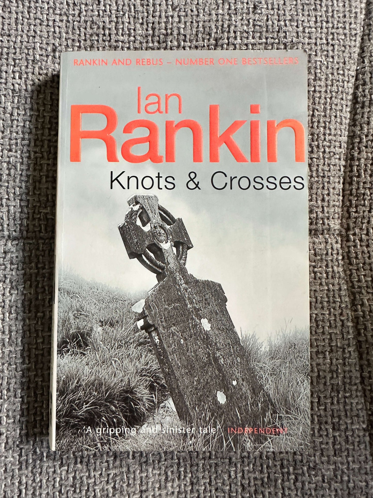 2001 Knots & Crosses - Ian Rankin (Orion)