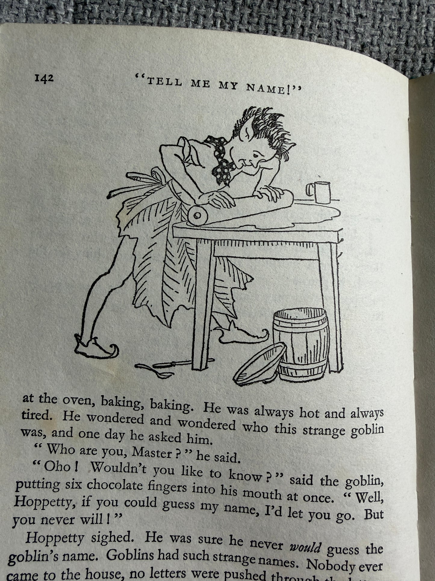 1963 Round The Clock Stories - Enid Blyton (Dean & Sons) - Honeyburn Books (UK)