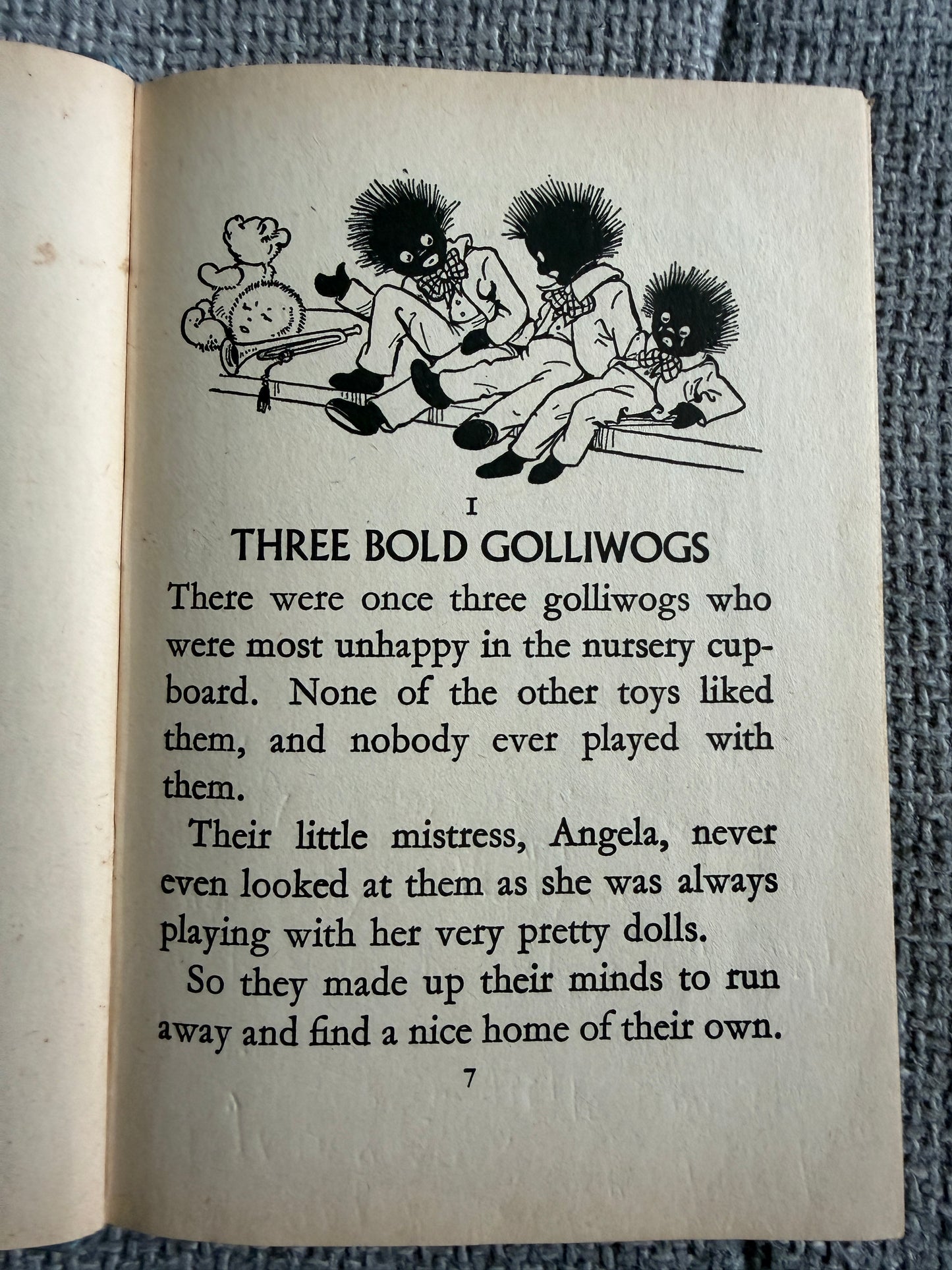 1968 The Three Golliwogs (Original Names) Enid Blyton (Rene Cloke illust) Dean & Son Ltd - Honeyburn Books (UK)