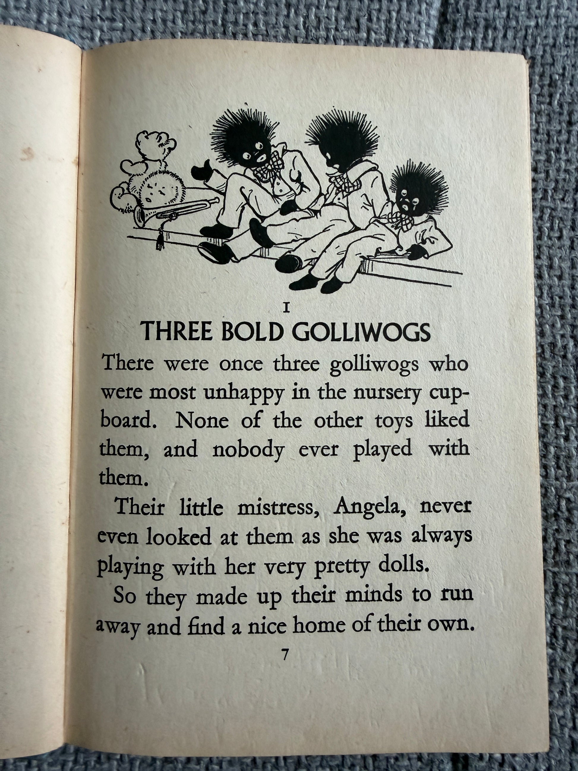 1968 The Three Golliwogs (Original Names) Enid Blyton (Rene Cloke illust) Dean & Son Ltd - Honeyburn Books (UK)