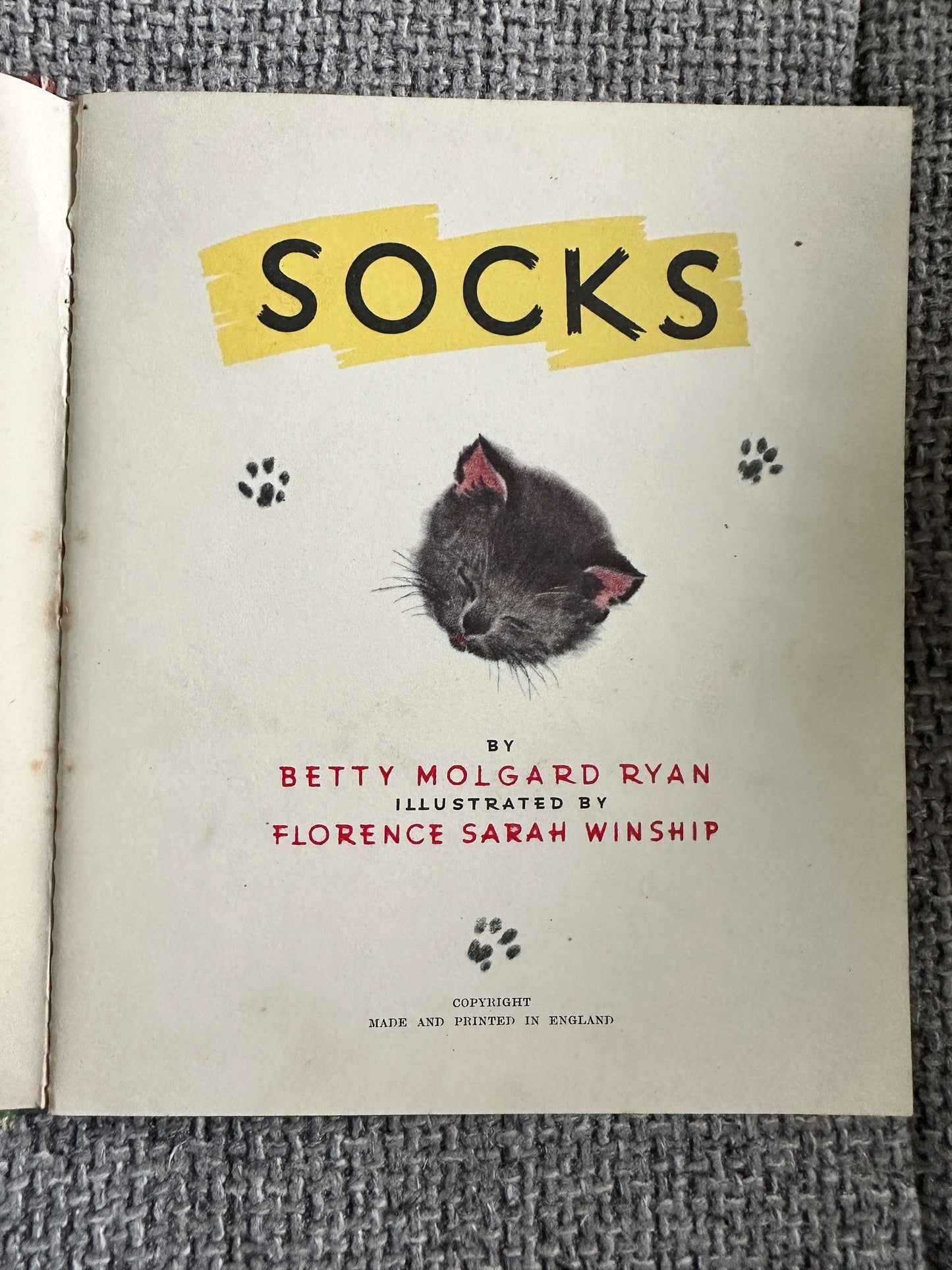 1949 Socks - Betty Molgard Ryan (Florence Sarah Winship Illust) Raphael Tuck & Sons Ltd