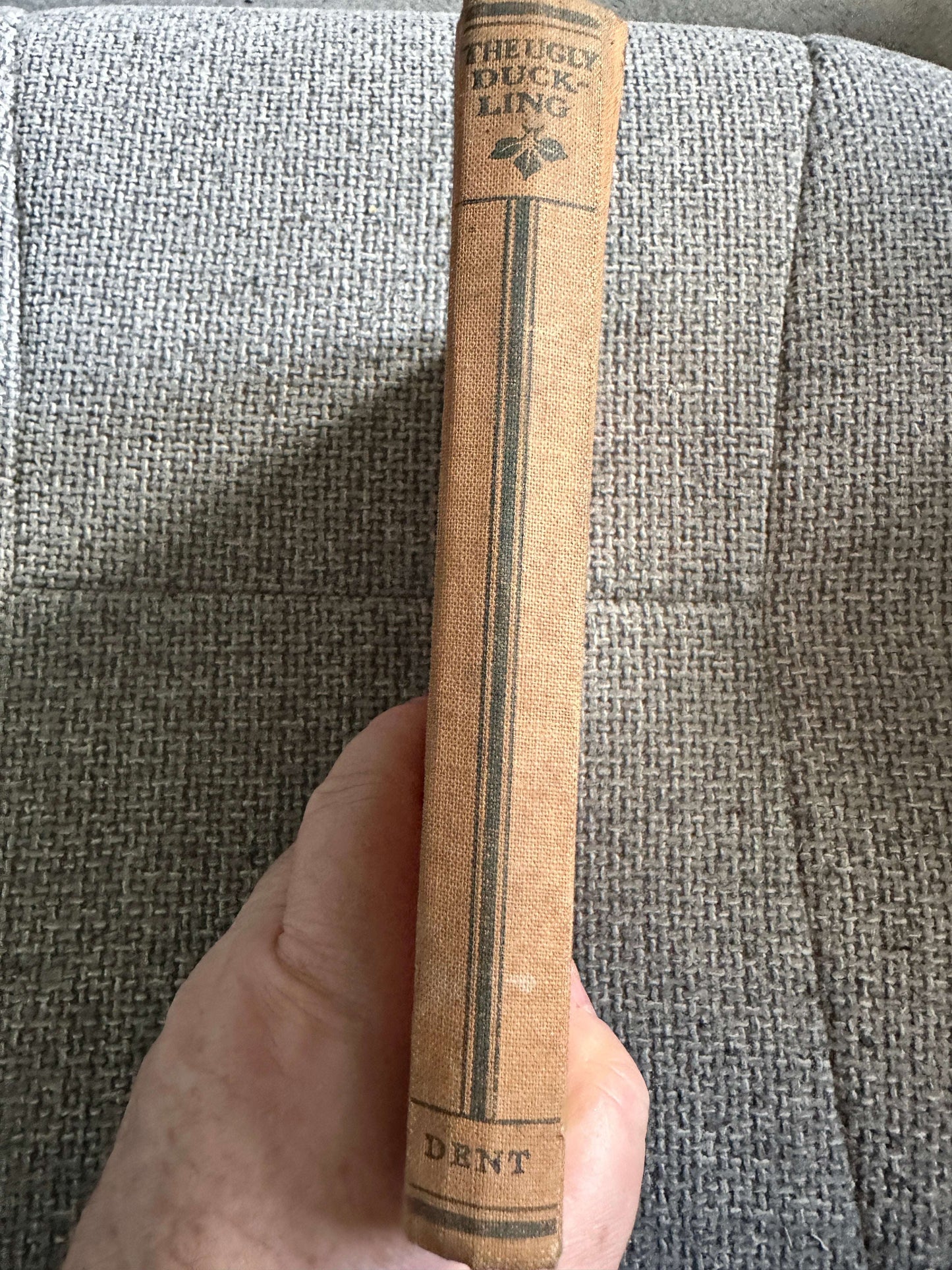 1938 The Ugly Duckling & Other Stories - Hans C. Andersen translated by Mrs Edgar Lucas (Maxwell Armfield Illust) J. M. Dent & Sons Ltd.