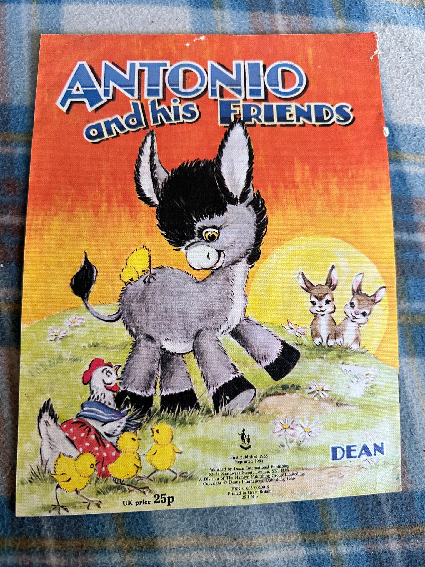 1984 Antonio & His Friends (Dean & Son Ltd) Linen style