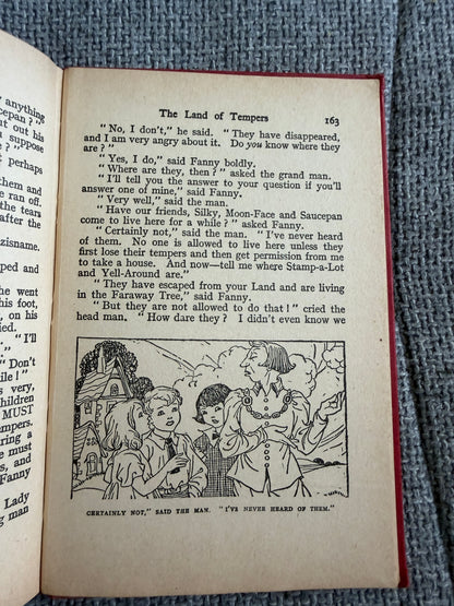 1967 The Magic Faraway Tree Book by Enid Blyton with Illustrations by Dorothy M. Wheeler, George Newnes Ltd.