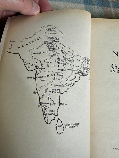 1985*1st* The Nehrus & The Gandhis(An Indian Dynasty)Tariq Ali(Intro by Salman Rushdie)Picador